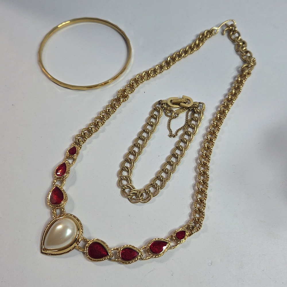 3pc monet gold tone necklace bracelet set vintage classic elegant mcm timeless